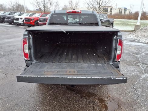 Certified 2021 GMC Canyon Denali image 28