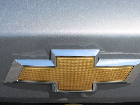 New 2026 Chevrolet Trax LT w/ Driver Confidence Package FWD image 17