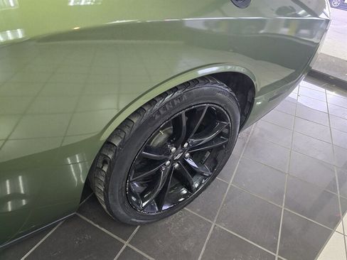 Used 2018 Dodge Challenger SXT w/ Blacktop Package image 25