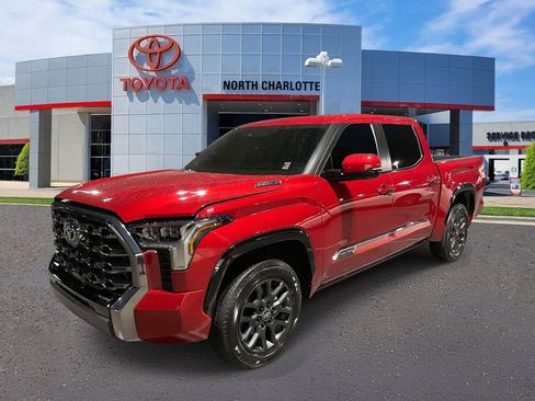 Used 2025 Toyota Tundra Platinum AWD/4WD image 5