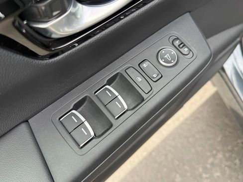 Used 2023 Honda CR-V Sport Touring image 10