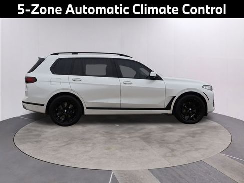 Used 2021 BMW X7 xDrive40i w/ Premium Package image 9