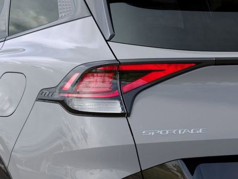 New 2025 Kia Sportage SX image 11