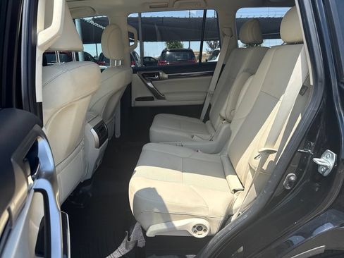 Used 2020 Lexus GX 460 Premium AWD/4WD image 26