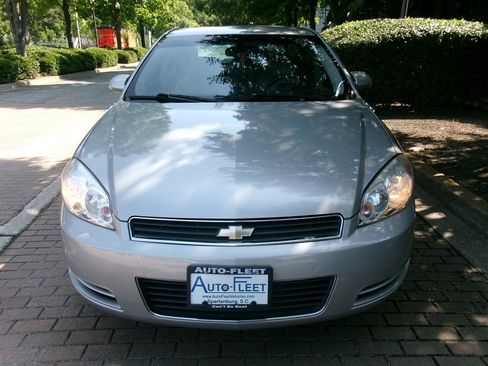 Used 2008 Chevrolet Impala LS FWD image 2