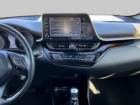 Used 2020 Toyota C-HR Limited FWD image 5