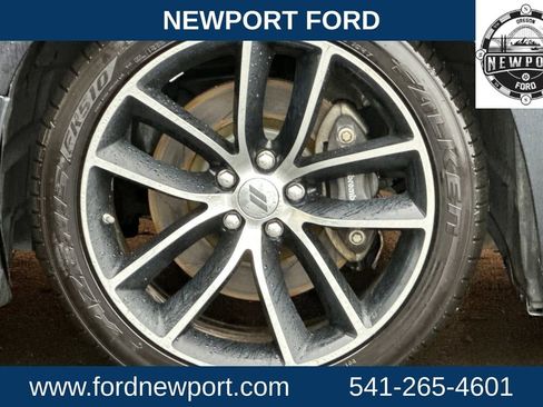 Used 2018 Dodge Challenger R/T Scat Pack w/ Leather Interior Group image 24