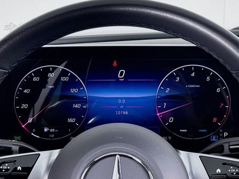 Certified 2025 Mercedes-Benz C 300 Sedan image 19