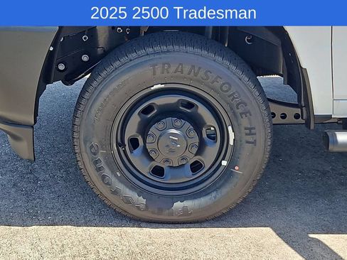New 2025 RAM 2500 Tradesman AWD/4WD image 11