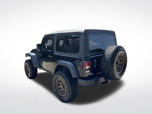Used 2023 Jeep Wrangler Sport AWD/4WD image 5