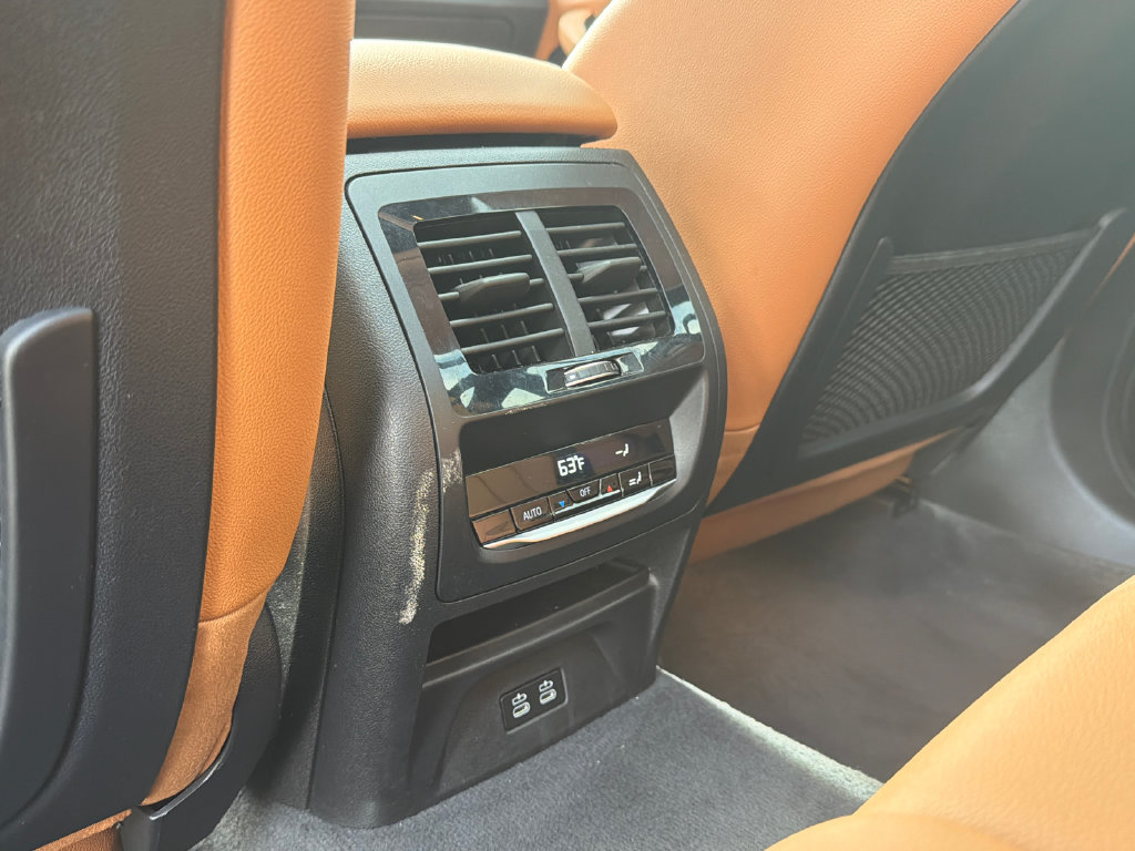 Used 2023 BMW X3 xDrive30i w/ Convenience Package w/ZPA AWD/4WD image 6