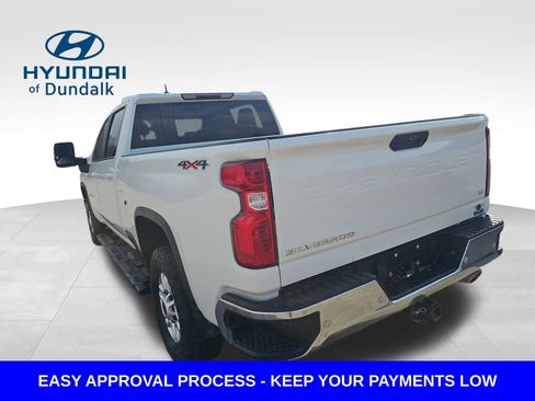 Used 2021 Chevrolet Silverado 2500 LT w/ Convenience Package image 5