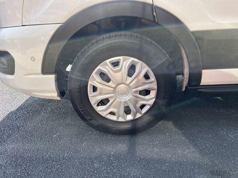 Used 2023 Ford Transit 350 XLT image 10