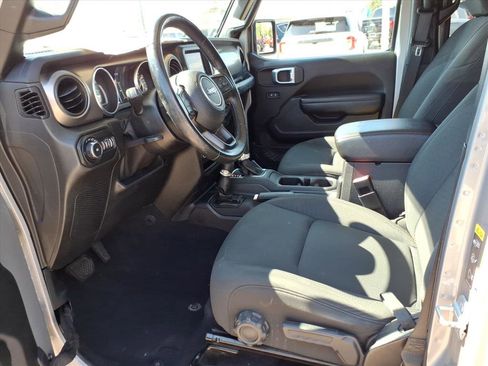 Used 2020 Jeep Wrangler Unlimited Sport image 13