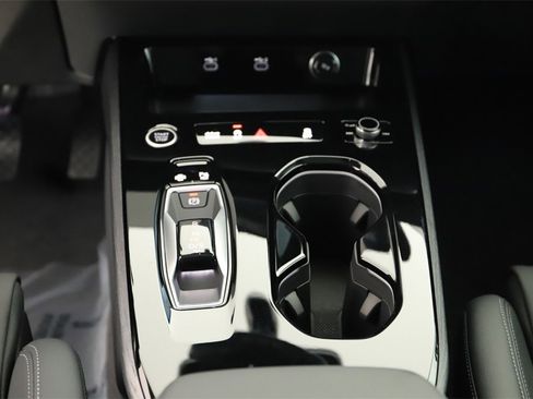 New 2025 Audi A5 2.0T Prestige image 21