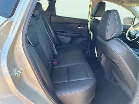 Used 2025 Nissan Murano SV image 10