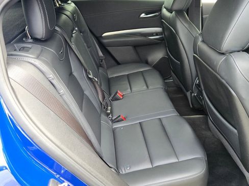 Used 2023 Cadillac XT4 Premium Luxury image 17