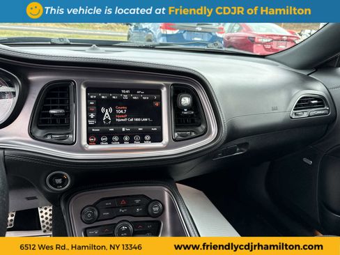 Used 2023 Dodge Challenger SXT w/ Plus Package image 15