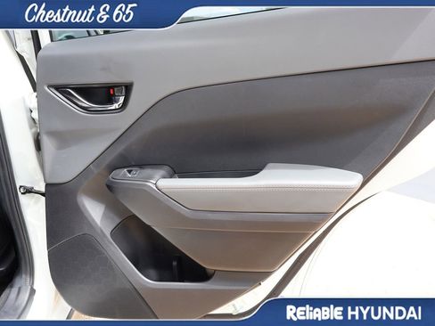 Used 2024 Subaru Crosstrek 2.5i Limited w/ Crosstrek Mirror Package AWD/4WD image 12