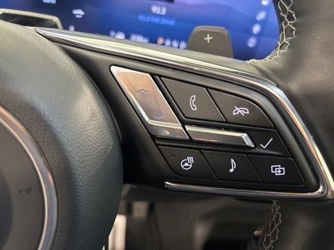 Used 2026 Buick Enclave Avenir w/ Super Cruise Package AWD/4WD image 36