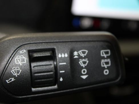 Used 2025 Ford Explorer ST-Line AWD/4WD image 45