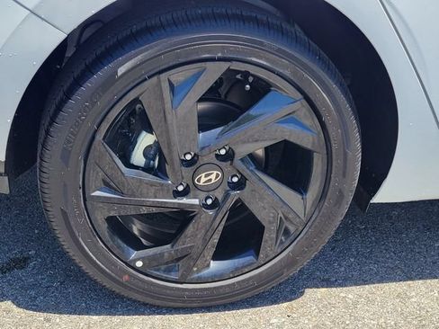 New 2026 Hyundai Elantra SEL Sport FWD image 30