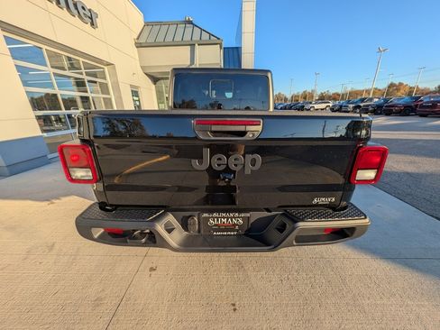 New 2026 Jeep Gladiator Sport image 10