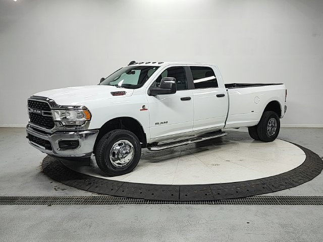 Used 2024 RAM 3500 Big Horn AWD/4WD image 4