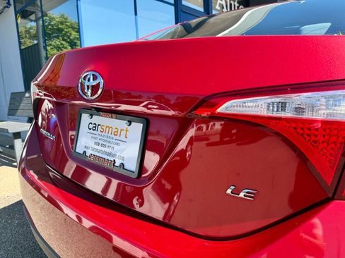 Used 2016 Toyota Corolla LE FWD image 10