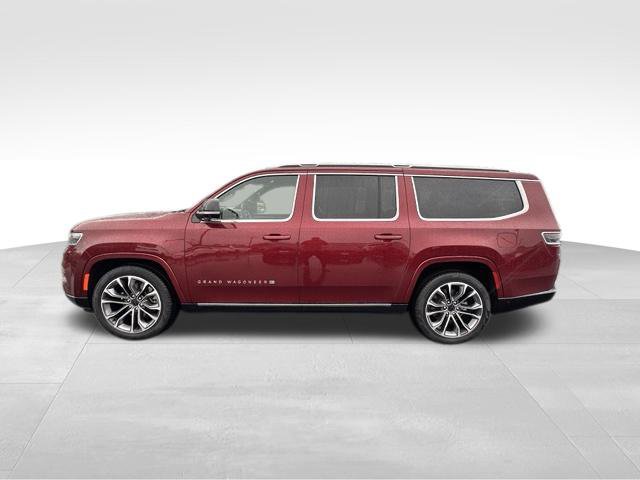 Used 2025 Jeep Grand Wagoneer L Series III AWD/4WD image 3