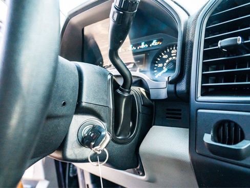 Used 2019 Ford F150 XL w/ Equipment Group 101A Mid RWD image 19