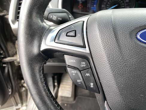 Used 2019 Ford Edge SEL w/ Equipment Group 201A FWD image 27