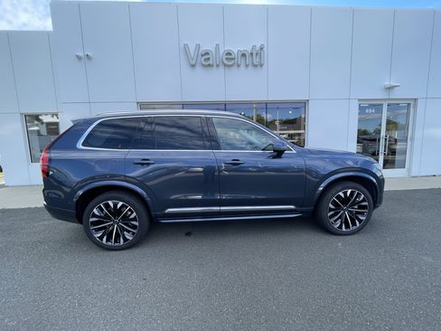 Used 2025 Volvo XC90 B6 Ultra w/ Protection Package Premier AWD/4WD image 3