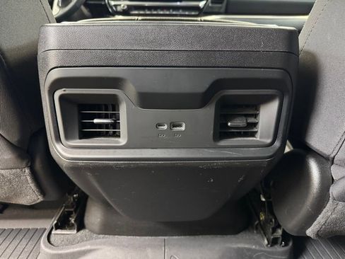 Used 2025 Chevrolet Silverado 1500 LT AWD/4WD image 18