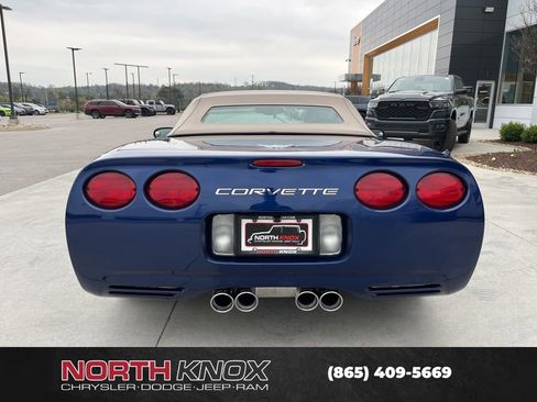 Used 2004 Chevrolet Corvette Convertible w/ Preferred Equipment Group image 15