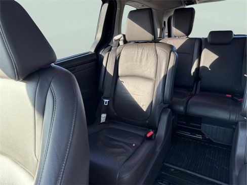Used 2019 Honda Odyssey EX-L image 16