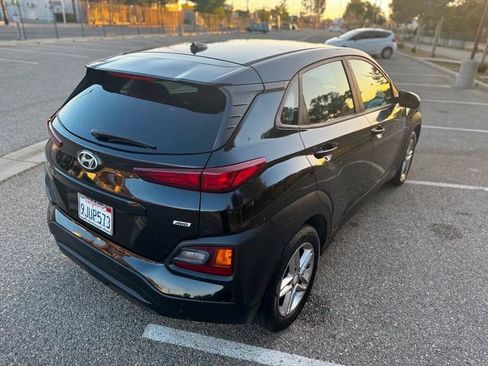 Used 2020 Hyundai Kona SE FWD image 32