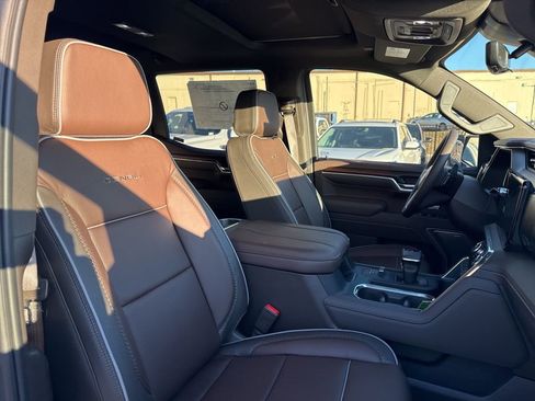 New 2026 GMC Sierra 1500 Denali w/ Denali Reserve Package image 23