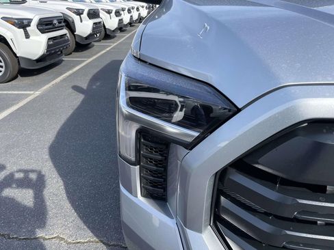 New 2026 Toyota Tundra SR5 image 18