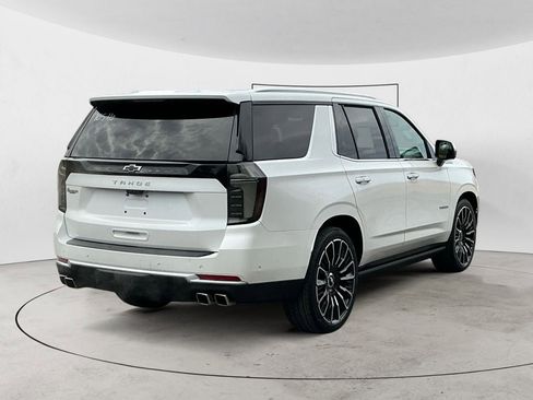 Used 2025 Chevrolet Tahoe High Country image 5