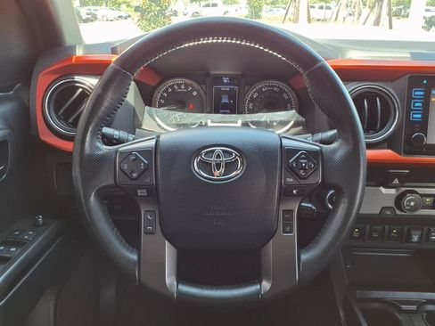 Used 2019 Toyota Tacoma TRD Sport w/ Technology Package RWD image 27