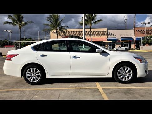 Used 2015 Nissan Altima 2.5 S w/ Power Driver Seat Package FWD image 4