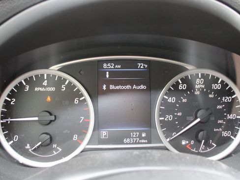 Used 2019 Nissan Sentra SR image 9