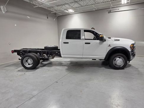 New 2026 RAM 4500 Tradesman w/ Chrome Appearance Group AWD/4WD image 10