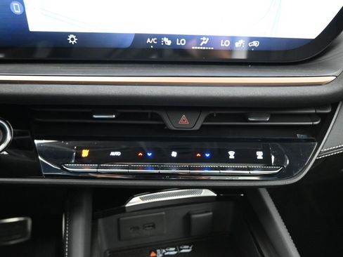 New 2025 Buick Envision Sport Touring image 18