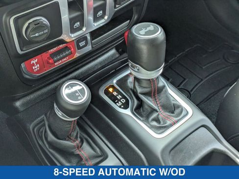 Used 2020 Jeep Wrangler Rubicon w/ Cold Weather Group image 25