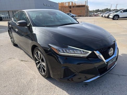Used 2023 Nissan Maxima SV w/ Floor Mat Group image 4