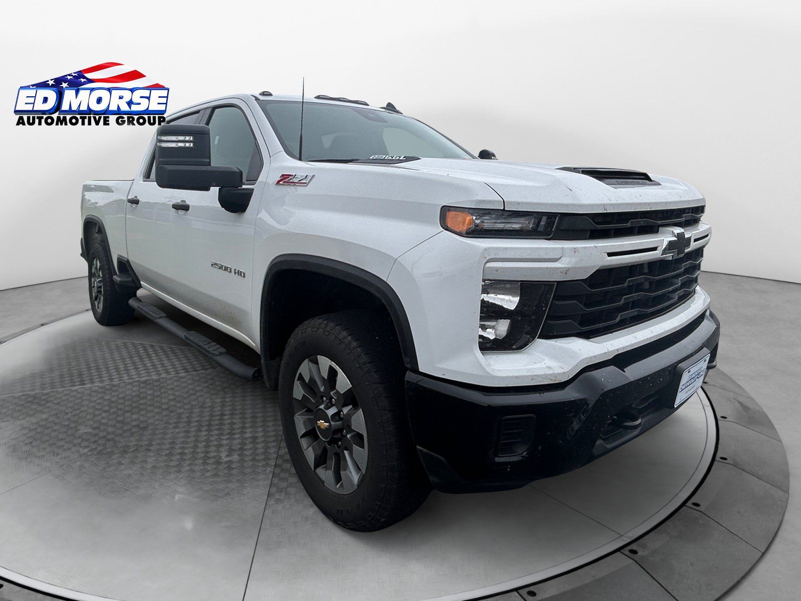 Used 2024 Chevrolet Silverado 2500 Custom w/ Custom Value Package AWD/4WD image 7