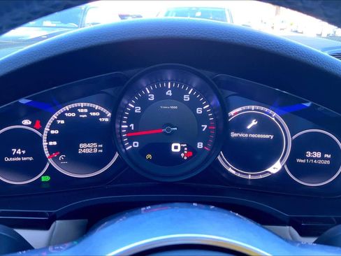 Used 2019 Porsche Cayenne image 24