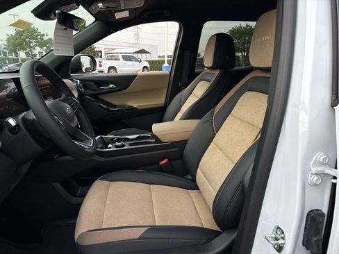 New 2026 Chevrolet Equinox ACTIV FWD image 24